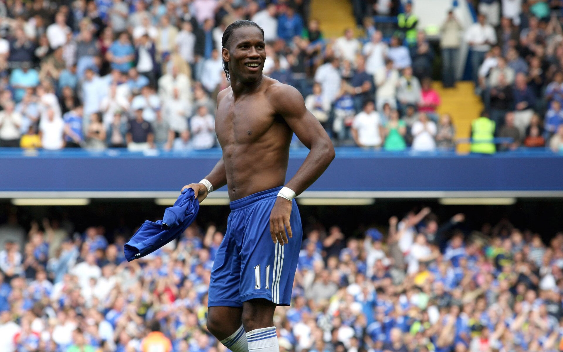 开云APP-双雄夜，梅西破纪录封神，皇马逆风翻盘取胜